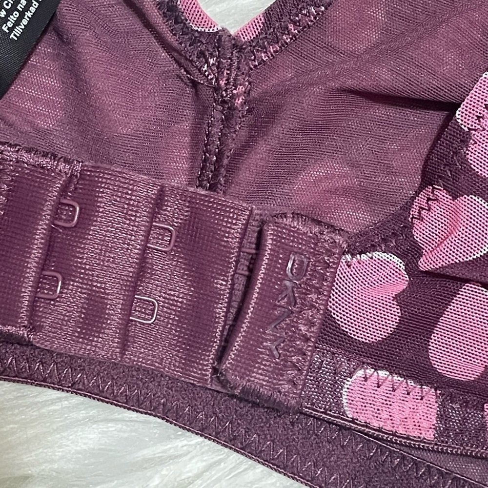 DKNY Heart Mesh High Apex Bralette - Picture 6 of 9